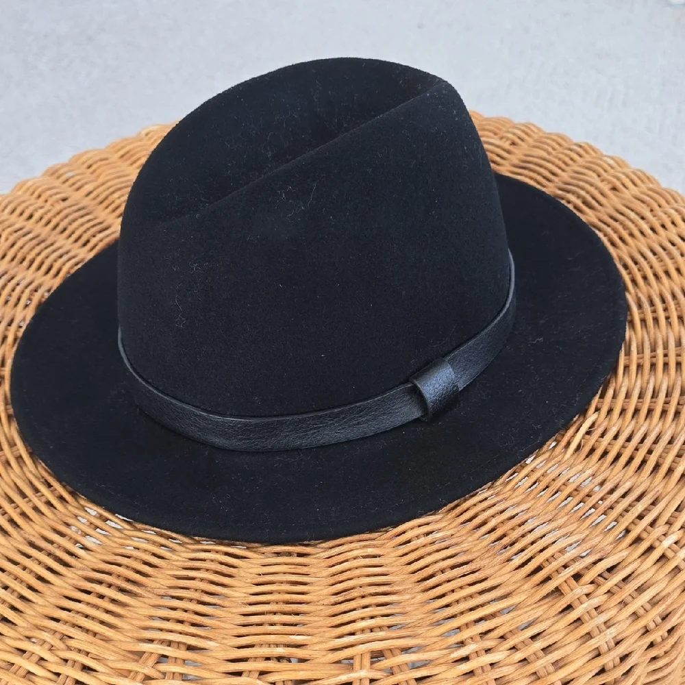 J. Crew 100% Wool Hat Size M/L